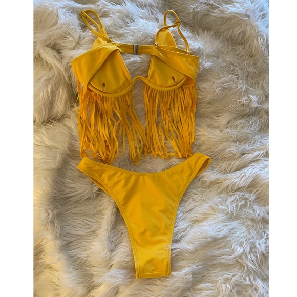 Yellow fringe small high waisted cheeky bikini - Picture 2 of 3